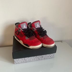 Jordan Toro 4s